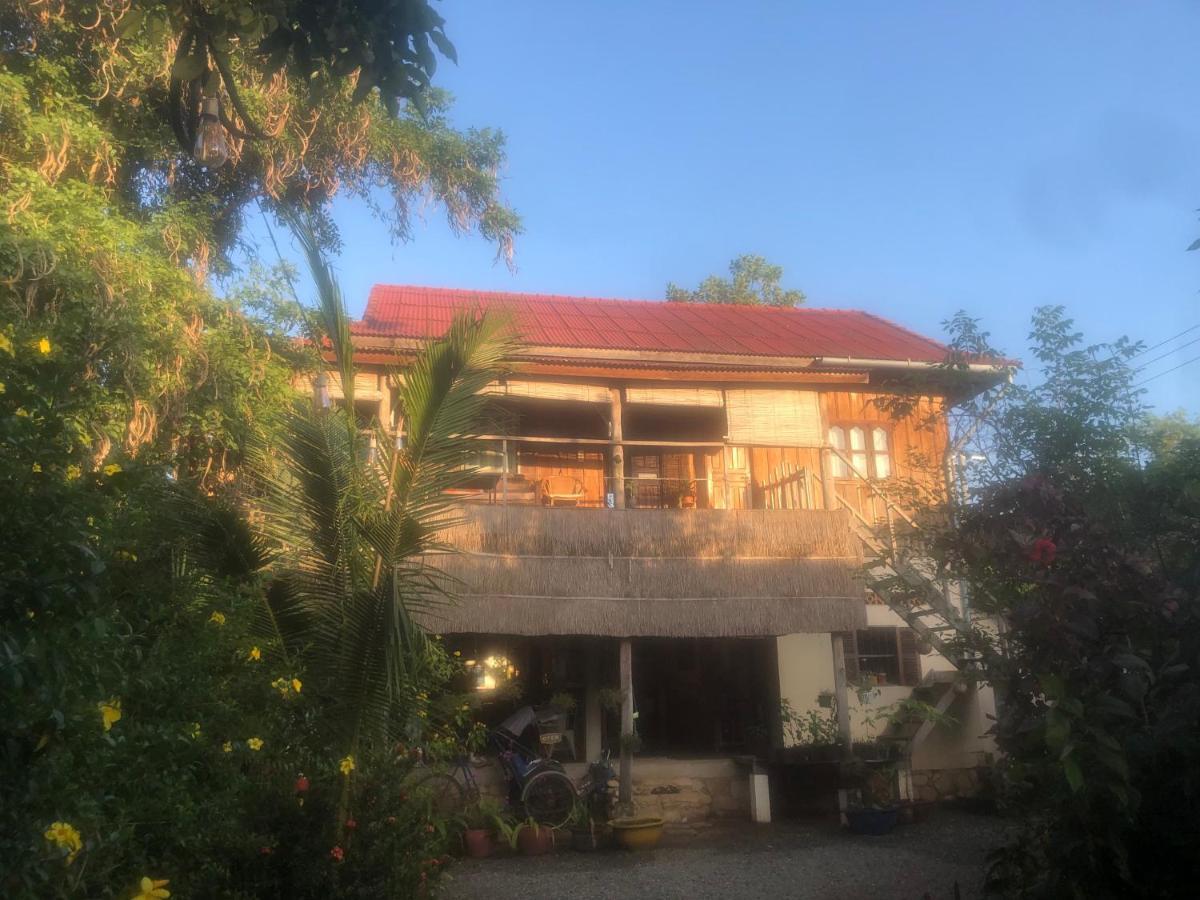 Retro Kampot Guesthouse Eksteriør bilde