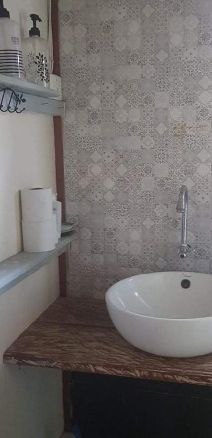 Retro Kampot Guesthouse Eksteriør bilde