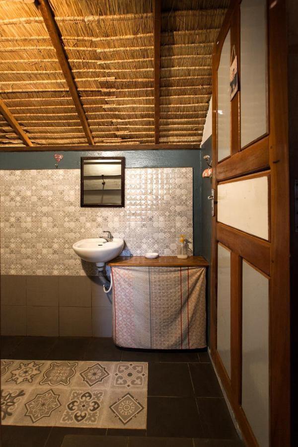 Retro Kampot Guesthouse Eksteriør bilde